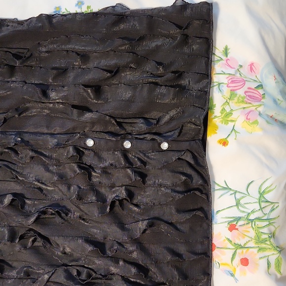 Marks and Spencer Per Una Frilled blouse with jeweled buttons - Picture 5 of 7